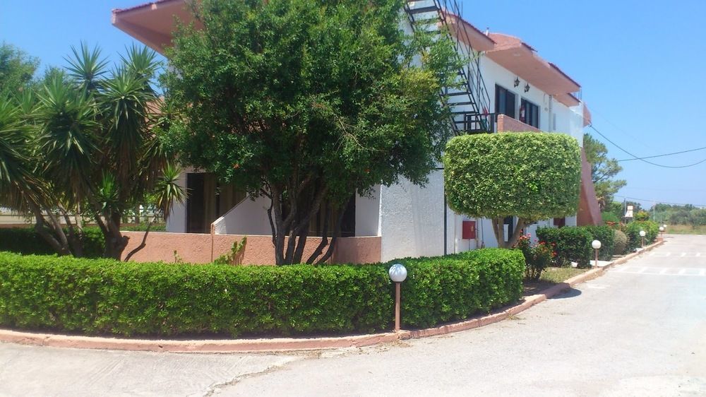 Kyriakos Studios Afantou Luaran gambar