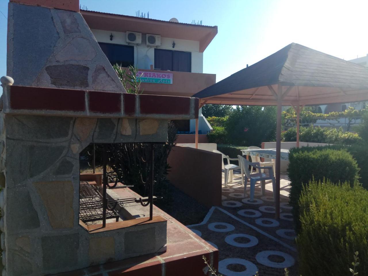 Kyriakos Studios Afantou Luaran gambar