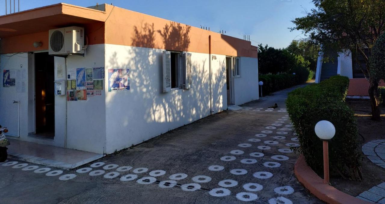 Kyriakos Studios Afantou Luaran gambar