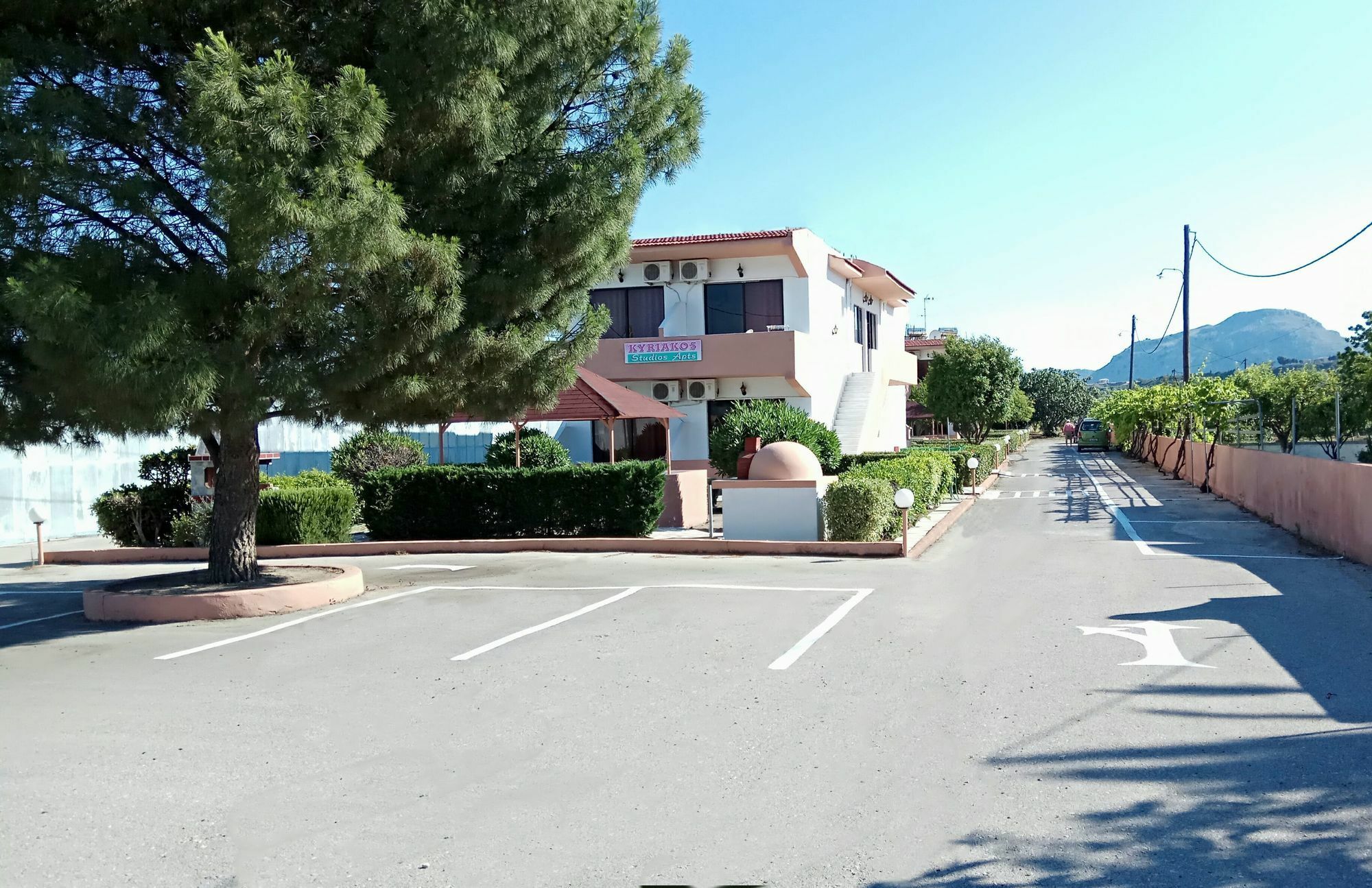 Kyriakos Studios Afantou Luaran gambar